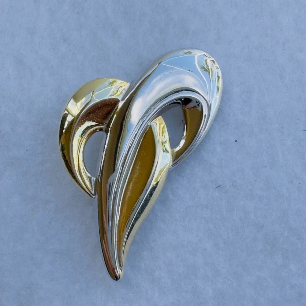 Vintage Two Tone Silver Gold Tone Chrome Geometric Hearts 1990s 2